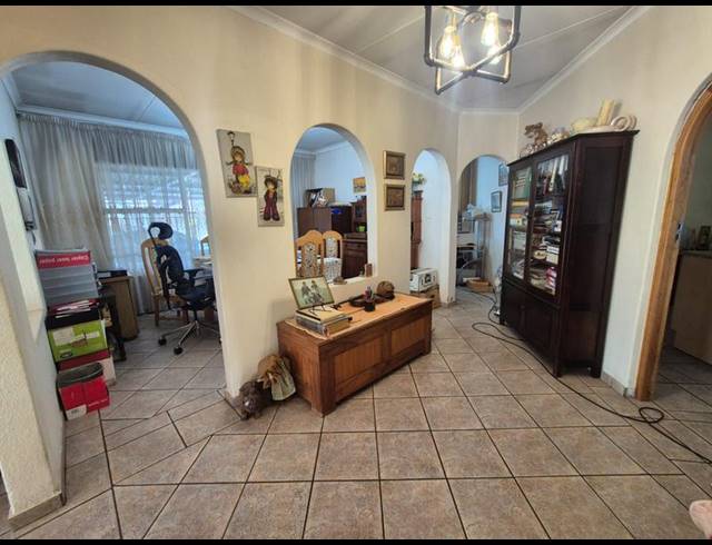 3 BEDROOM HOUSE FOR SALE IN BRACKENHURST